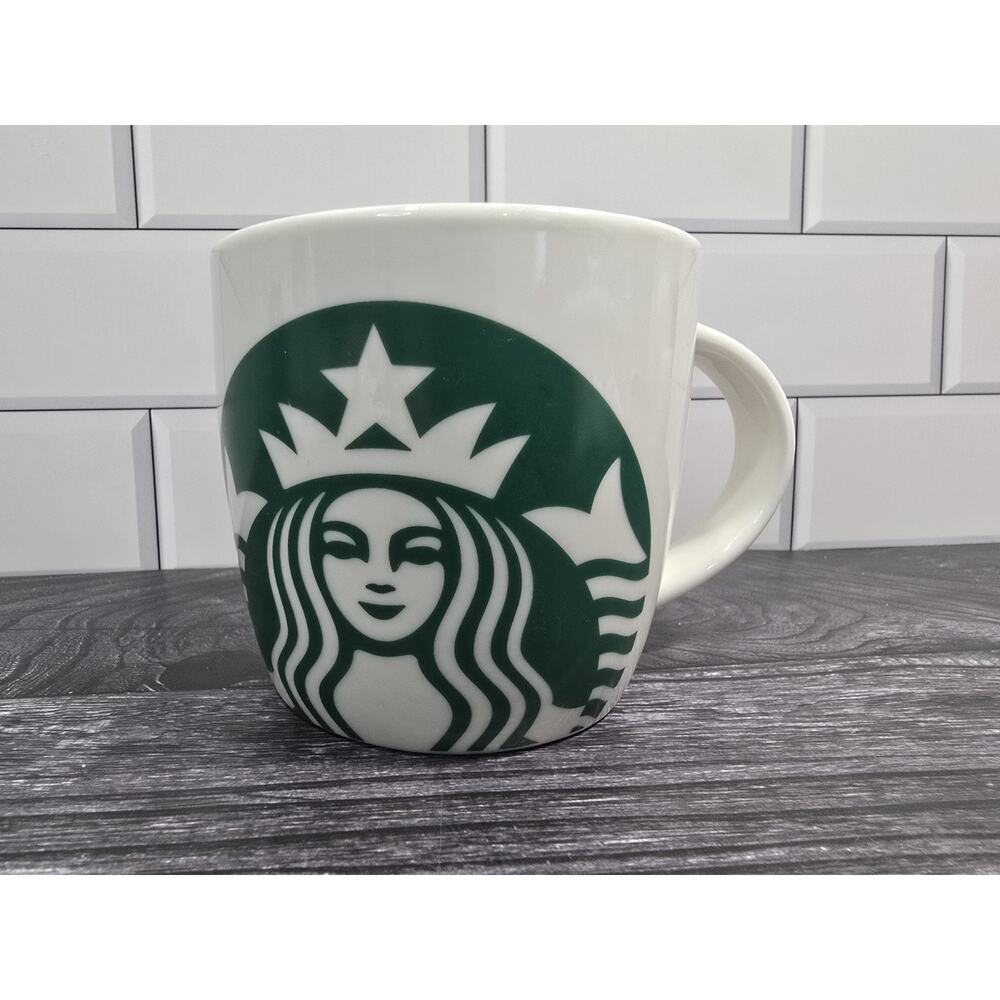 Starbucks 2017 Classic White Green Siren Logo Coffee Mug Barrel Cup 14 oz EUC